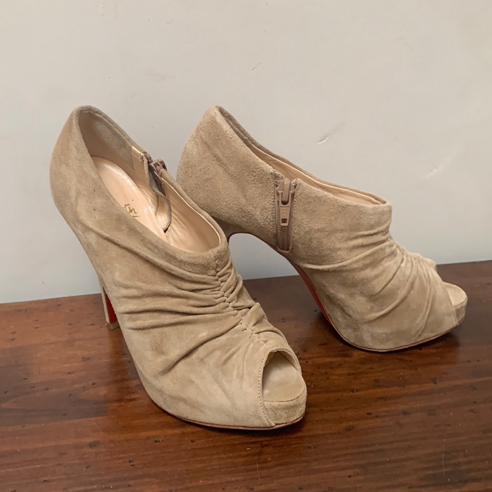 Women shoes